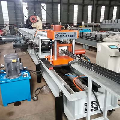 Upright-Roll-Forming-Machine