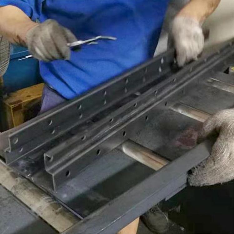 High Quality Rack Upright Roll Forming Machine