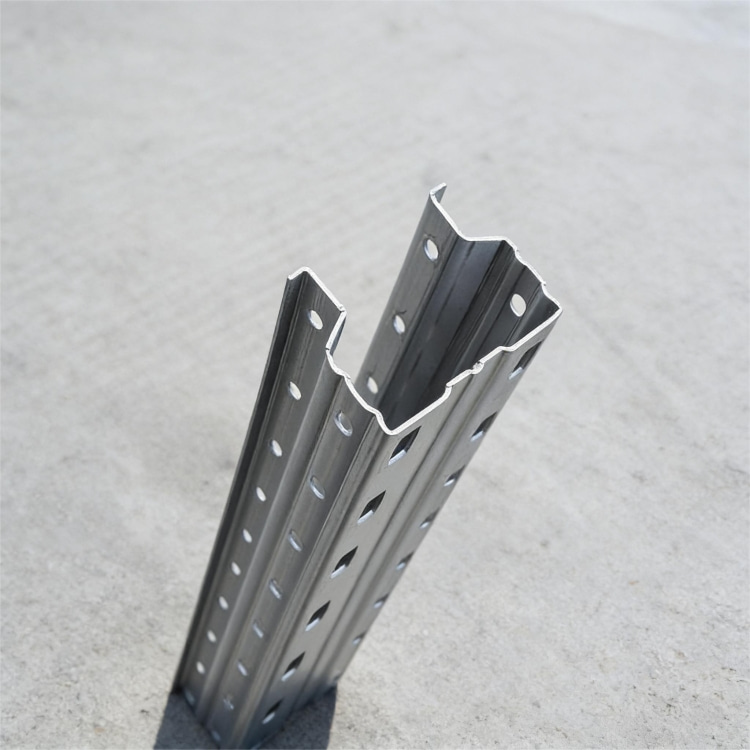 Teardrop Pallet Rack Roll Forming