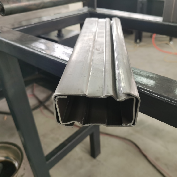 Metal Shelf Storage Rack Beam Machine