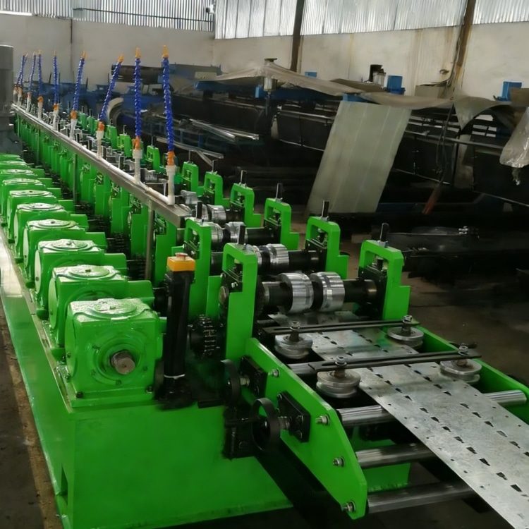 Upright Rack Roll Forming Machine Production Line