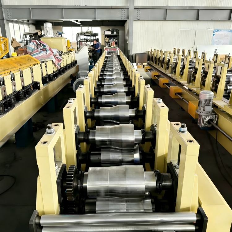 Premium Upright Rack Roll Forming Machine For Durable Storage System