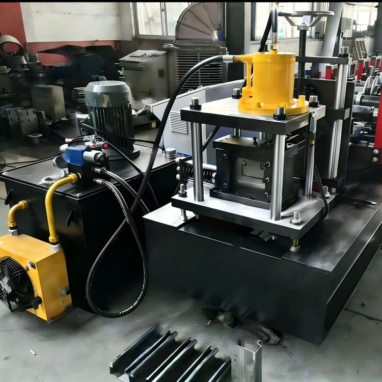 Upright Racking Roll Forming Line