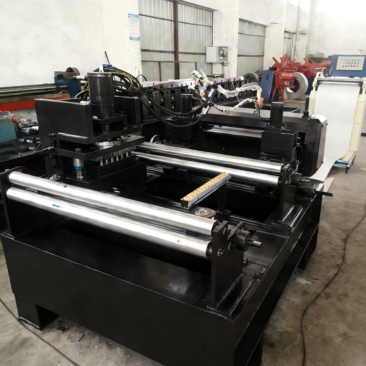 Supermarket Storage Rack Panel Roll Forming Machine