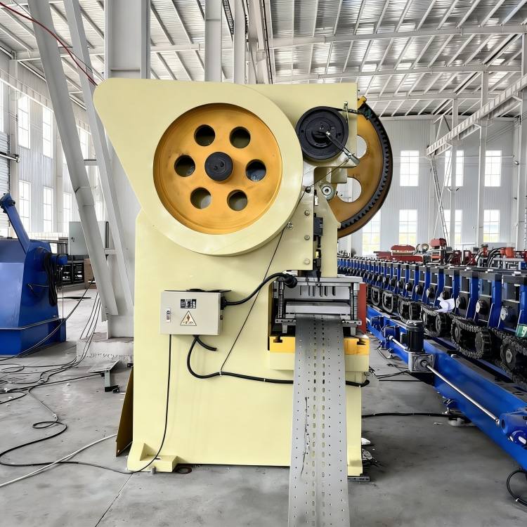 Upright Roll Forming Machine