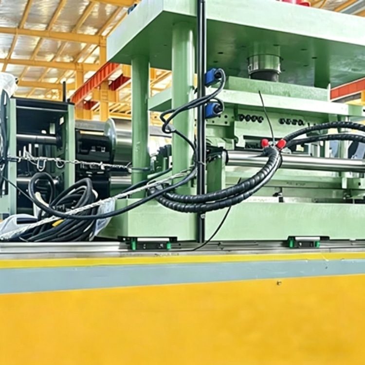 Shelf Panel Roll Forming Machine is professional industrial equipment for producing metal shelf panels. Adopting multi-station roller forming and PLC automatic control system, it features stable operation, high precision and high production speed. Suitable for manufacturing various metal shelf boards used in warehouse storage, supermarket shelves and logistics rack systems.