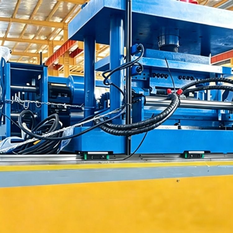 Shelf Panel Roll Forming Machine is professional industrial equipment for producing metal shelf panels. Adopting multi-station roller forming and PLC automatic control system, it features stable operation, high precision and high production speed. Suitable for manufacturing various metal shelf boards used in warehouse storage, supermarket shelves and logistics rack systems.