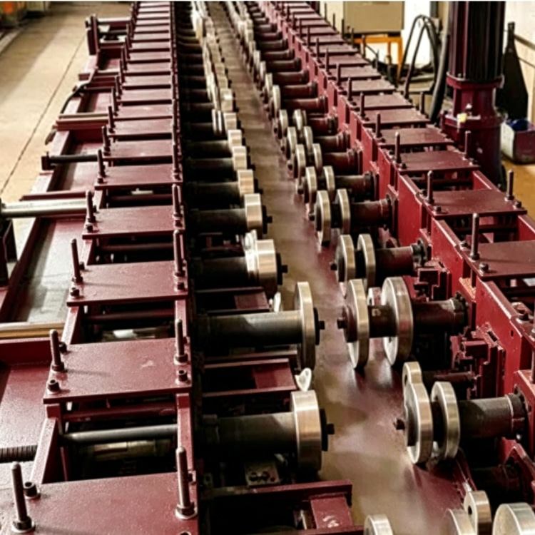 Shelf Panel Roll Forming Machine is professional industrial equipment for producing metal shelf panels. Adopting multi-station roller forming and PLC automatic control system, it features stable operation, high precision and high production speed. Suitable for manufacturing various metal shelf boards used in warehouse storage, supermarket shelves and logistics rack systems.