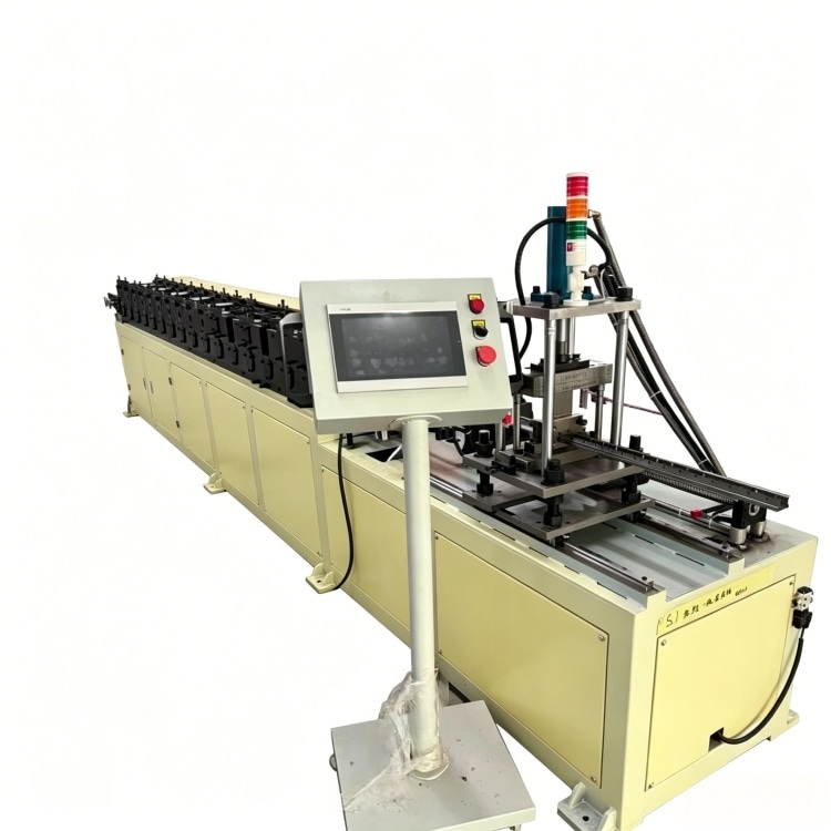 Xinnuo Butterfly Holes Upright Roll Forming Machine is full-automatic rack column production line with PLC control & integrated punching-forming-cutting, fabricating bolt-free butterfly-hole uprights from 1.2–1.5mm galvanized/carbon steel for retail and warehouse light storage shelves.