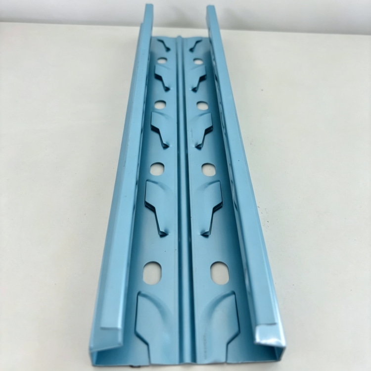 Xinnuo Butterfly Holes Upright Roll Forming Machine is full-automatic rack column production line with PLC control & integrated punching-forming-cutting, fabricating bolt-free butterfly-hole uprights from 1.2&ndash;1.5mm galvanized/carbon steel for retail and warehouse light storage shelves.