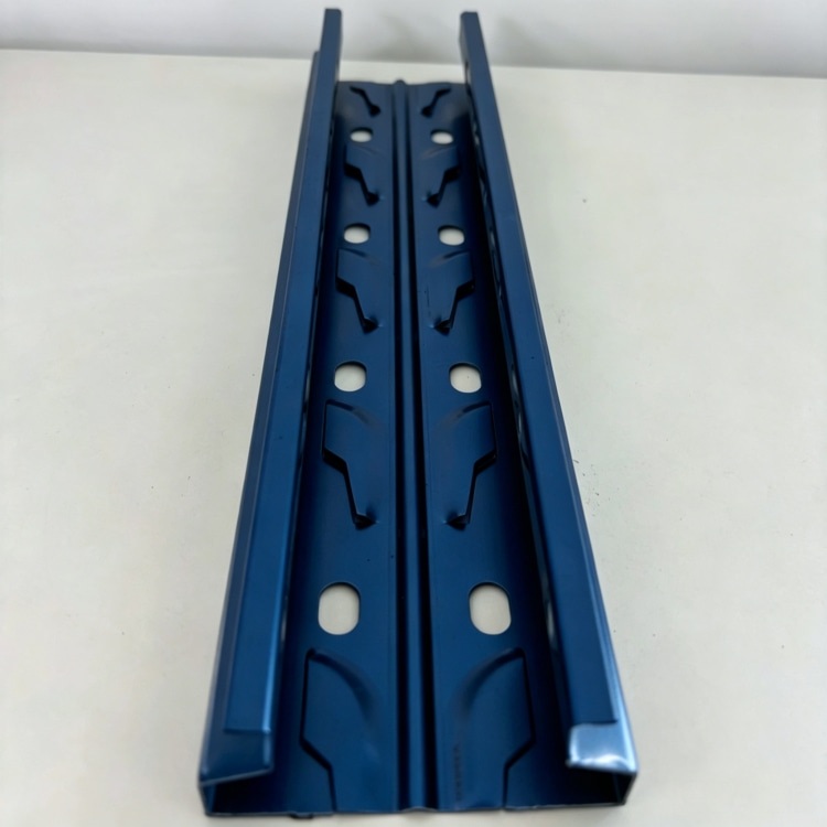 Xinnuo Butterfly Holes Upright Roll Forming Machine is full-automatic rack column production line with PLC control & integrated punching-forming-cutting, fabricating bolt-free butterfly-hole uprights from 1.2–1.5mm galvanized/carbon steel for retail and warehouse light storage shelves.